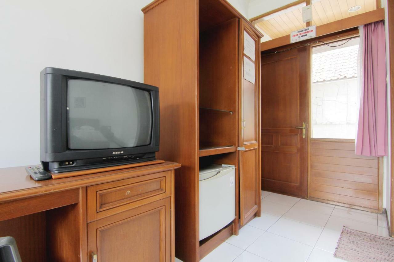 Villa Enggal Lembang Extérieur photo