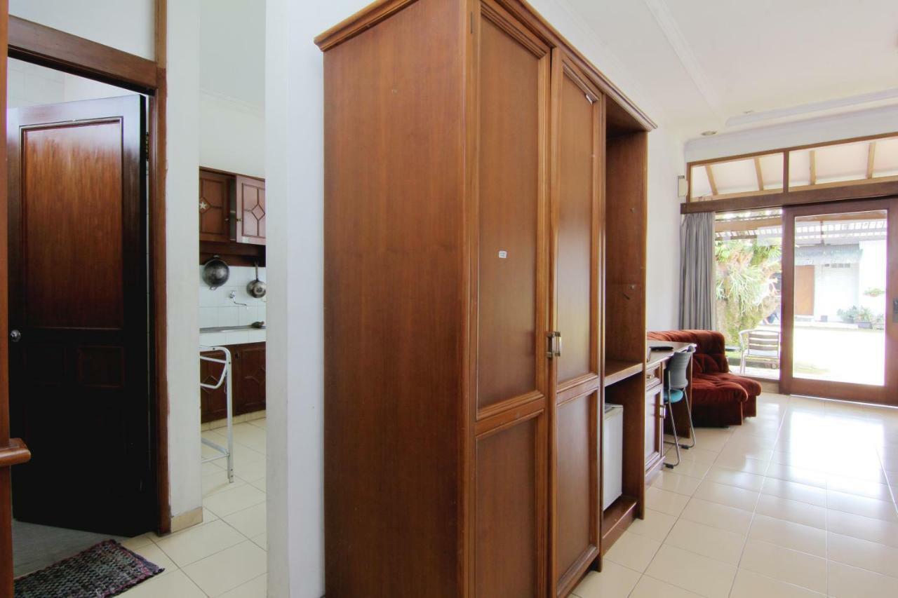 Villa Enggal Lembang Extérieur photo